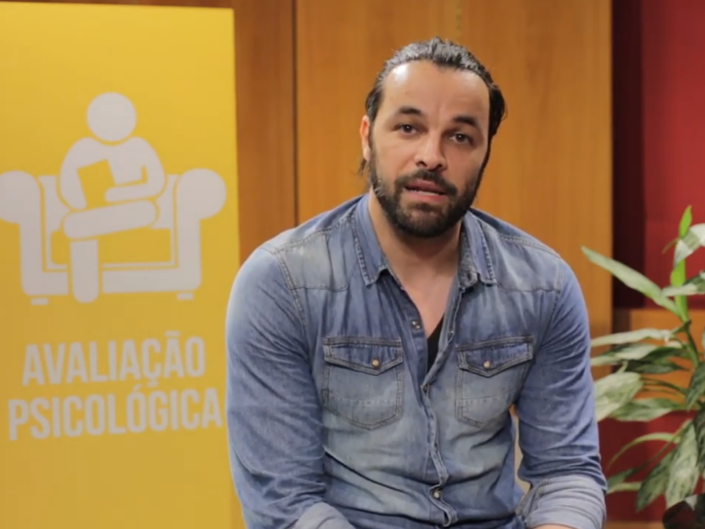 Entrevista com o psicólogo Felipe Guerra